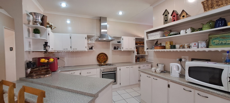 4 Bedroom Property for Sale in La Provance Free State